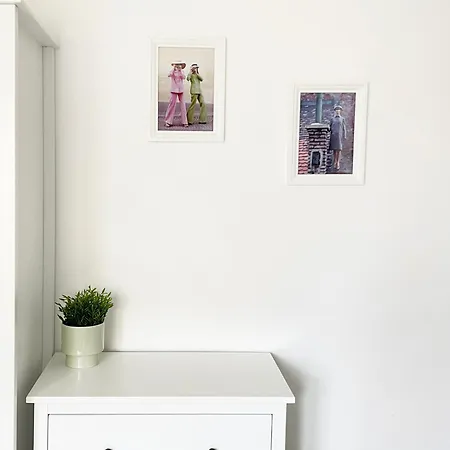 Apartment Entire Stylish Studio Nivy